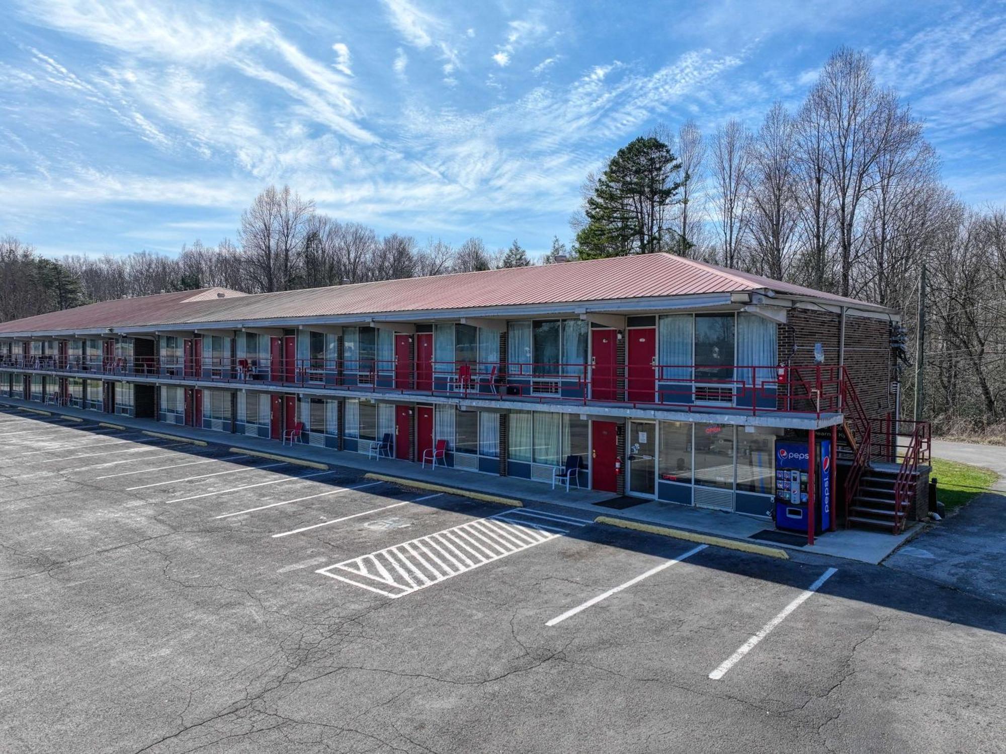 Americas Best Value Inn Stearns, Ky Εξωτερικό φωτογραφία